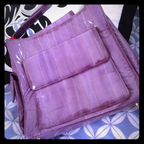 Vintage light purple shoulder strap purse