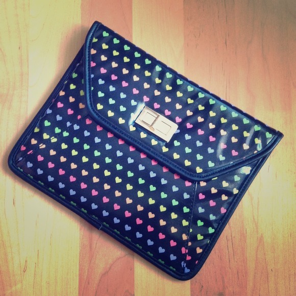 Colorful hearts ipad case 📱👜