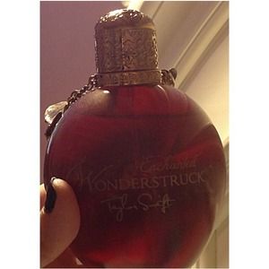 Taylor swift wonderstruck enchanted perfume