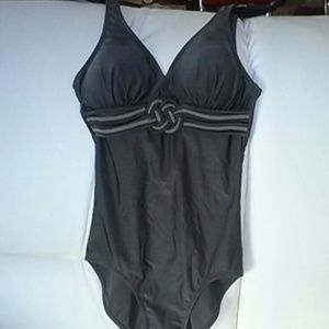 Ocean jewel swim by Liza