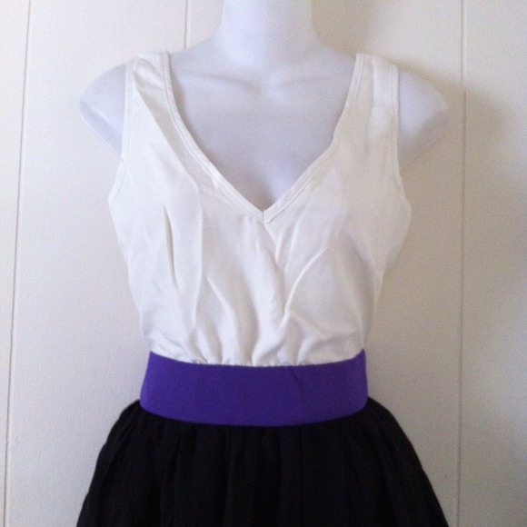 3 color dress NWOTs🎉2X HP🎉 - Picture 3 of 4