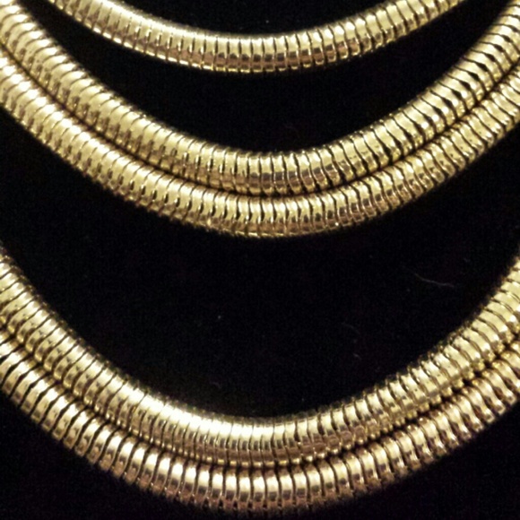 Anne Klein gold toned necklace.