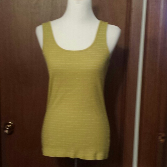 Beautiful ladies top by OLD NAVY