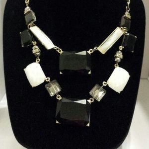 NWT INC Statement Necklace