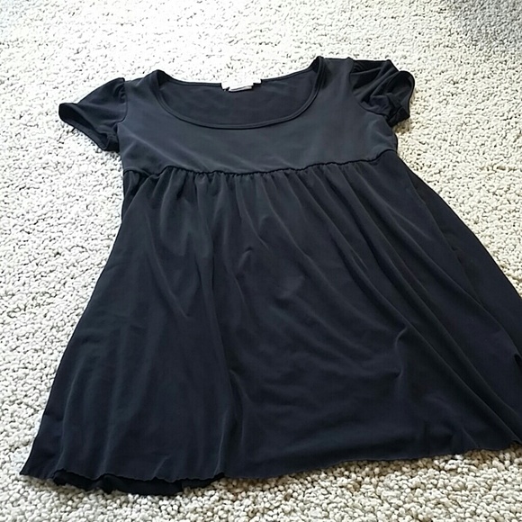 Long black shirt
