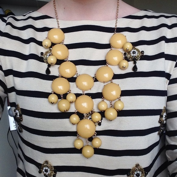Yellow bubble necklace