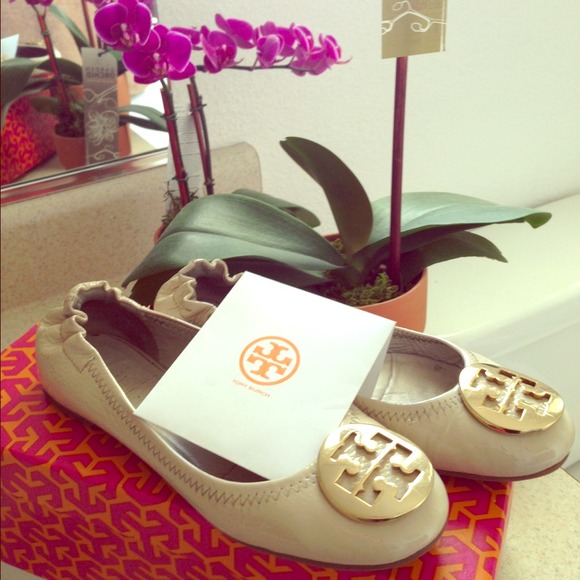 Tory Burch Shoes - Tory burch reva flat