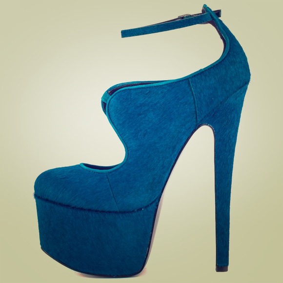 London Trash teal heels