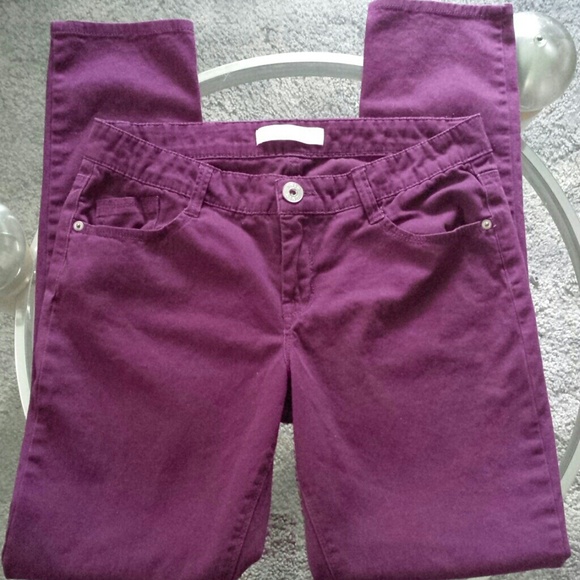 SOLD IN KIMS BUNDLE! straight legs - Picture 2 of 3