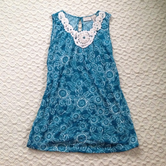 Turquoise Tunic w/ Decorative Neckline