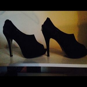 Black heels