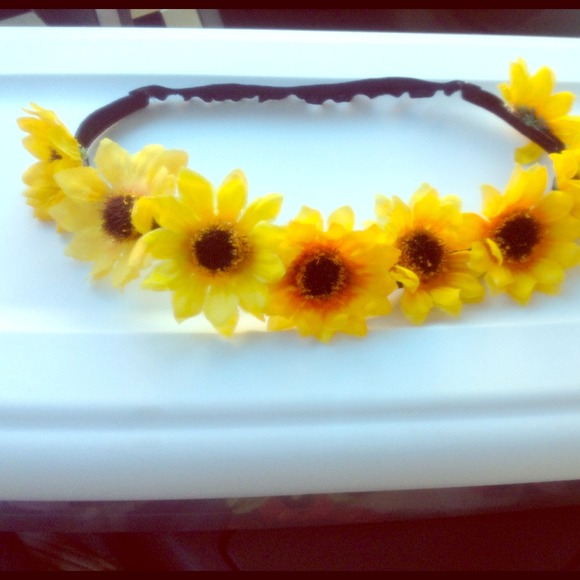 Fancy Girls Bling Accessories - Handmade Sunflower Halo, Lei Headband flower tiara