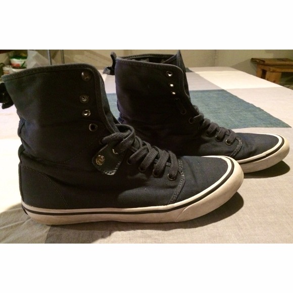 Navy Blue Reversible Gravis High Top Low Sneakers - Picture 4 of 4