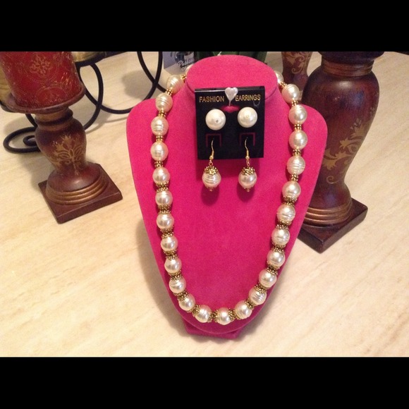 One of a kind necklace set.