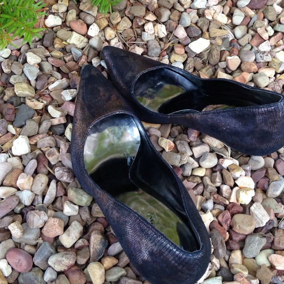 Carlos Santana Heels
