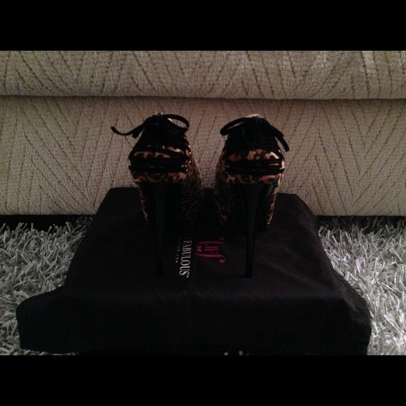 ❤️Exotic Pumps❤️ - Picture 3 of 3