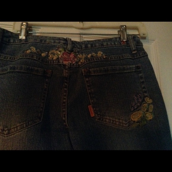 Bundle - Picture 4 of 4