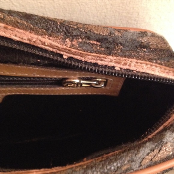 💯Vintage fendi cross body - Picture 3 of 3