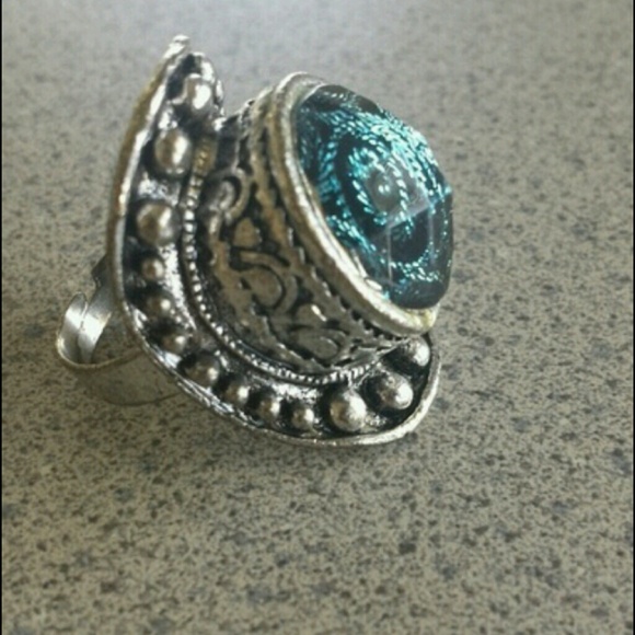 Gypsy Ring - Picture 2 of 3