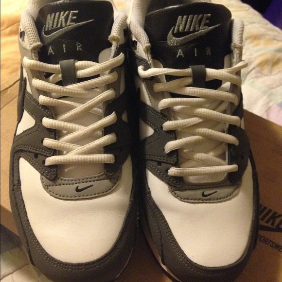 Air Max Command
