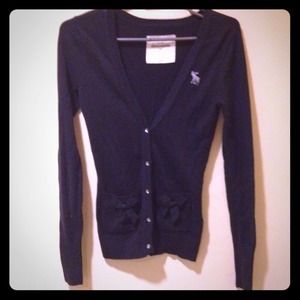 SOLD Abercrombie navy blue long sleeve cardigan