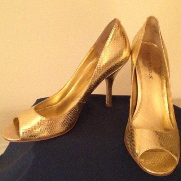 Gold peek toe faux snake skin - Picture 2 of 4