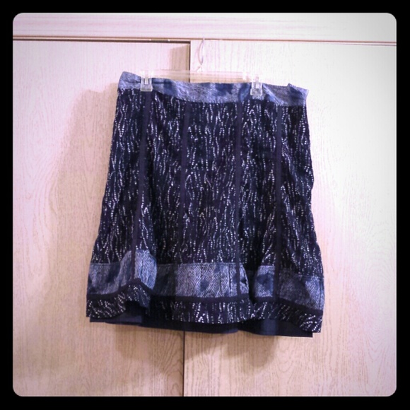 Coldwater Creek. Navy Blue and White Skirt.