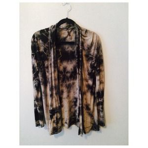 Tie dye cardigan (love culture)