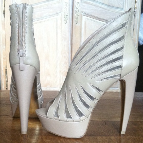 BeBe 'Kayla' nude heels