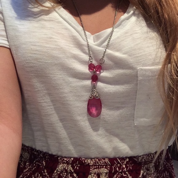 Necklace - Picture 2 of 3