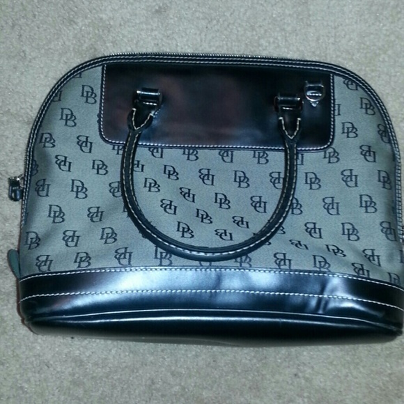 **REDUCED** EUC DOONEY & BOURKE Bowler bag.