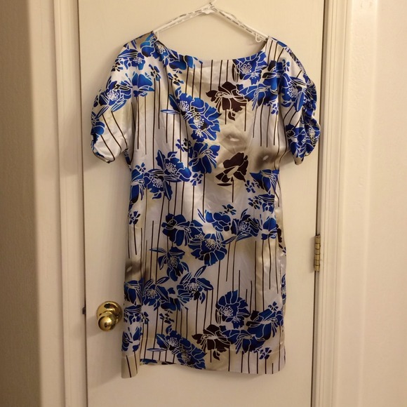 Super Glam Dress, beautiful fit, short! - Picture 4 of 4