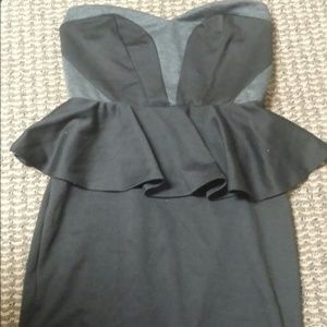 Bodycon short peplum dress