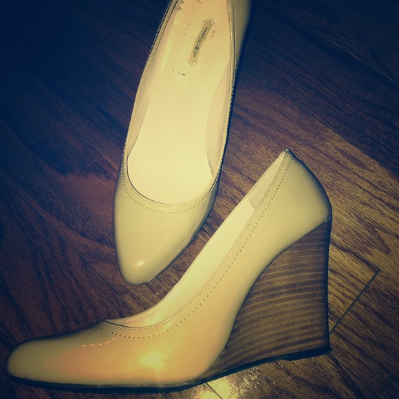 Maxstudio patent leather wedges