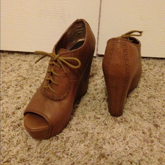 Steve Madden Shoes - Cognac Steve Madden Annton Oxford Wedges