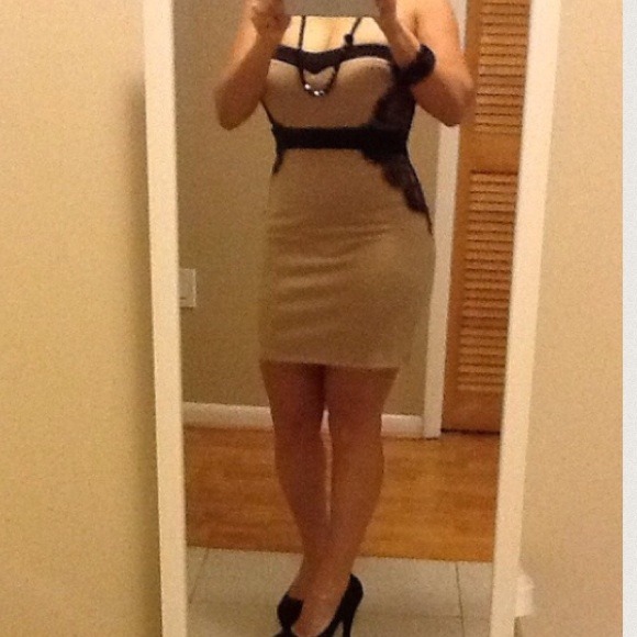 Dresses & Skirts - Beige n black mini dress