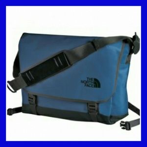 The North Face Basecamp messenger