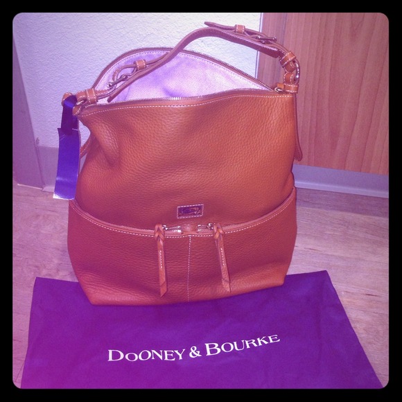 Dooney & Bourke Dillen II Md Zipper Pocket Sac