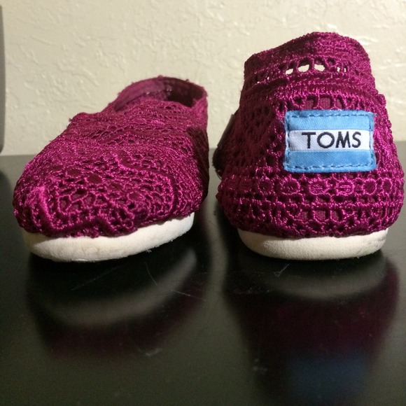 ❌HOLD❌TOMS Crochet Shoes