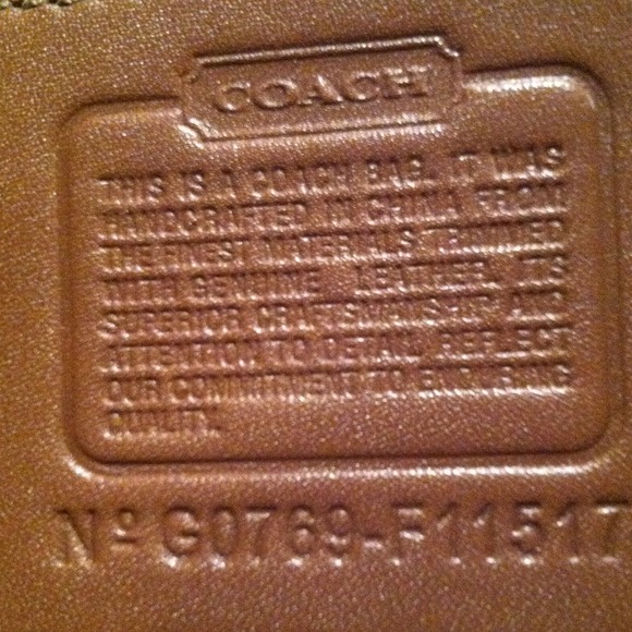Coach purse - Picture 2 of 2