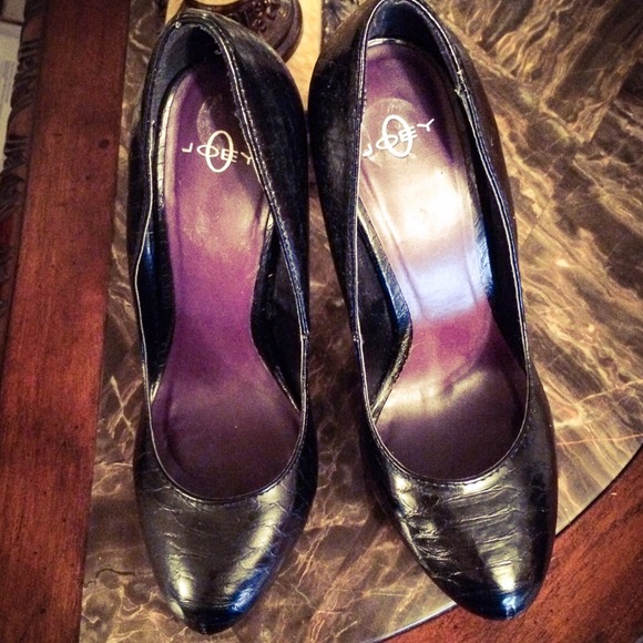 Leather python  pumps - Picture 2 of 4
