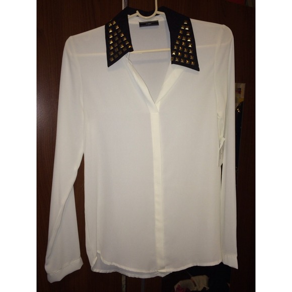Studded collar shirt NWT Sz S - Picture 1 of 2