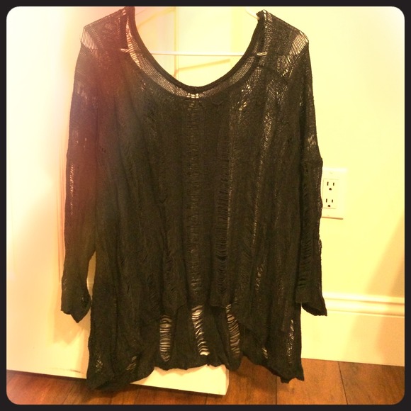 REDUCED BRANDY LONG SLEEVE!!