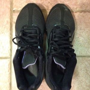 ***HOLD***Almost brand new slim tone reebok