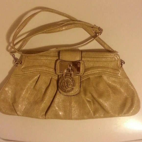 Der?on purse