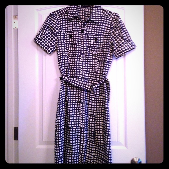 Navy blue and white Limited dress! Size 10