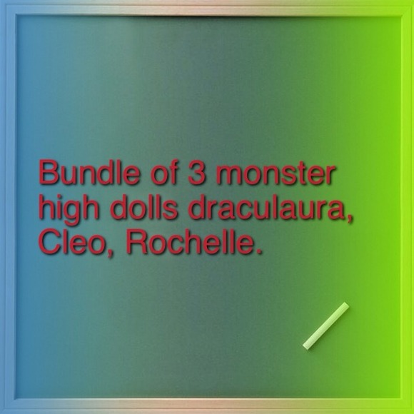 Bundle of 4 dolls
