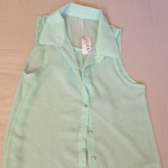 Shirt - Picture 1 of 2