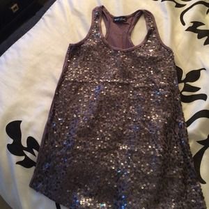 Wet seal sequence top