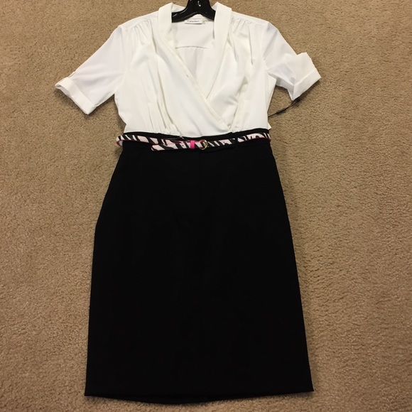Dress - Picture 4 of 4